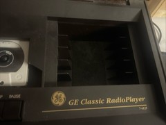 Vintage 1970s GE Classic Radioplayer 7-4135 Mint
