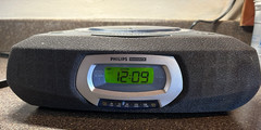 Phillips Magnavox Gentle Wake Stereo CD Player Clock Radio AJ3935/17 VINTAGE