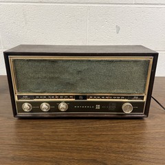 Vintage Motorola Visilite AM/FM Solid State Radio Model TT33EW Japan ⚠️ Read