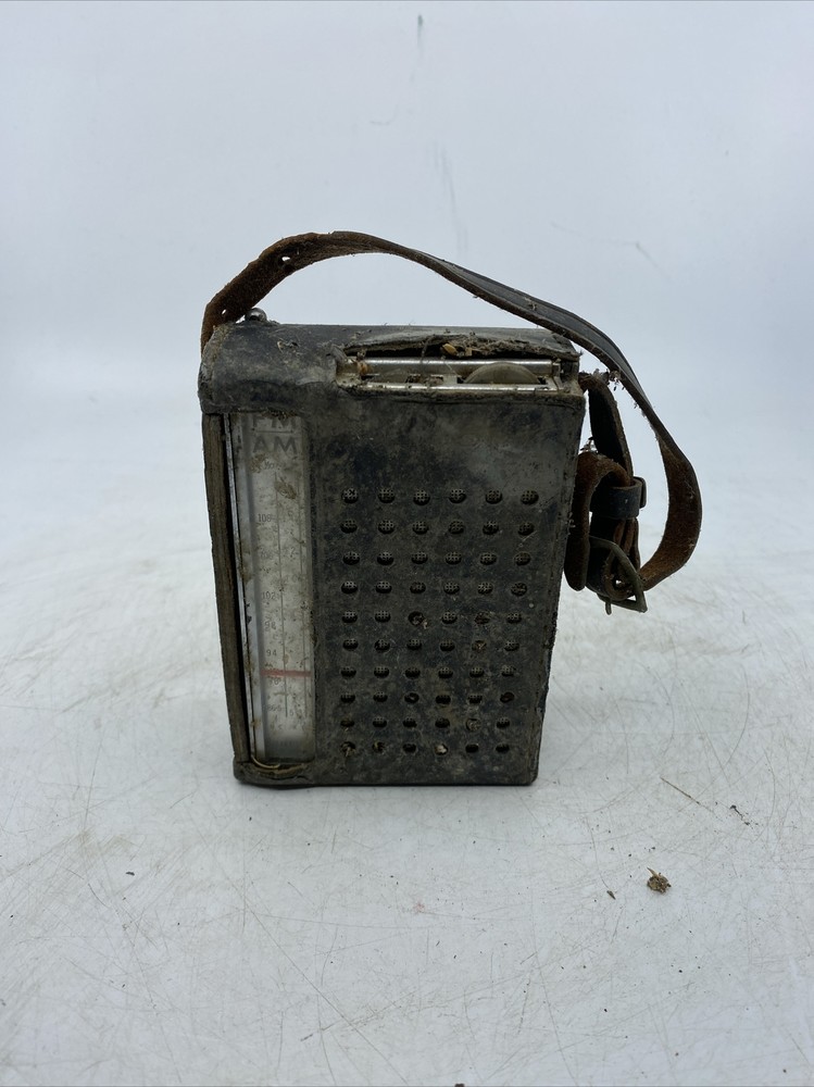 Vintage Sony TFM-825 AM/FM Radio Japan 1964 – Rough Shape