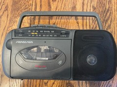 Soundesign Vintage 90&rsquo;s Black Sound Design AM/FM Cassette Player Mdl# 4615 teste