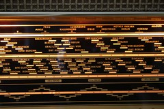Grundig Model MAJESTIC 4090 HiFi Tube Radio – GERMAN version