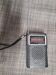 Realistic Am Fm Pocket Radio 12-634A Work Great