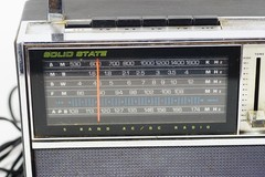 Vintage Candle TK-1849 Solid State Radio 5 Band AC/DC Made In Japan RARE-READ