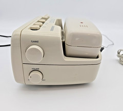Soundesign 7580IVY AM/FM Alarm Clock radio Telephone Cassette Player