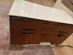 Vintage ZENITH S-40273 Long Distance AM Radio Futuristic Modern MCM Powers On