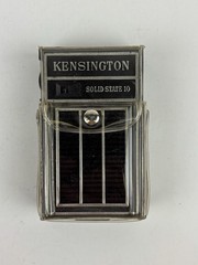 Kensington Solid State 10 Transistor AM Radio Model: 1657 Hong Kong