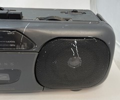 Vintage GPX AM / FM Stereo Radio Cassette Recorder Model C920 Works Paint Spots