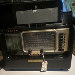 Zenith Trans-Oceanic Y600 Portable Shortwave Radio, Black – Model Y600