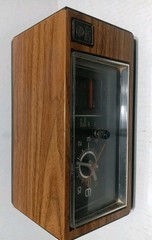 Vintage General Electric Clock Radio Model 7-4553D Walnut Grain Finish *Working