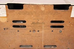Vintage 1941 Motorola Model 51X14 Ivory Bakelite Tube Radio – Art Deco UNTESTED