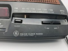 Vtg GE 7-4621A Digital AM/FM Clock Radio Tested & Working 2 Alarms Retro 80s