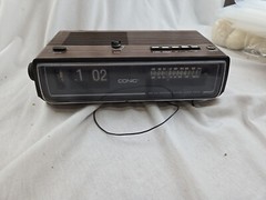 Vintage CONIC CR-123C Hong Kong Flip Clock AM FM Radio SEE Pictures