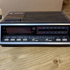 Vintage GE Model 7-4616B Two Wake Times FM/AM Alarm Clock Radio Works Great
