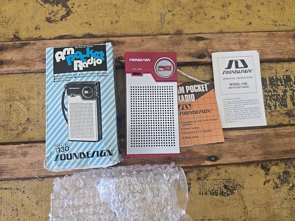 Soundesign AM Pocket Radio – Model 1130 – New In Package
