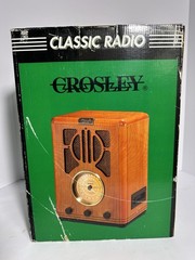 Crosley CR72 AM/FM Cassette Radio Wood Cabinet Classic 1998 NOS w/ Box