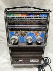 SONNET Model 181P AM/FM/Weather/Air/Police Receiver. Vtg Radio. Powers On.