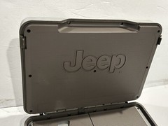 Vintage Jeep Electronics Z-Case Portable Stereo ZC-PSB-9 – Untested, as is