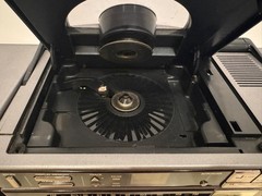 Philips D8878/02
