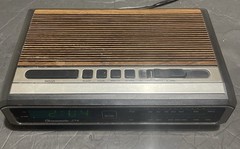 Realistic Chronomatic 274 Clock Radio Woodgrain LED AM/FM Tested Works