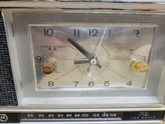 Vintage Motorola Solid State AM/FM Clock Radio TCI1CL RADIO WORKS