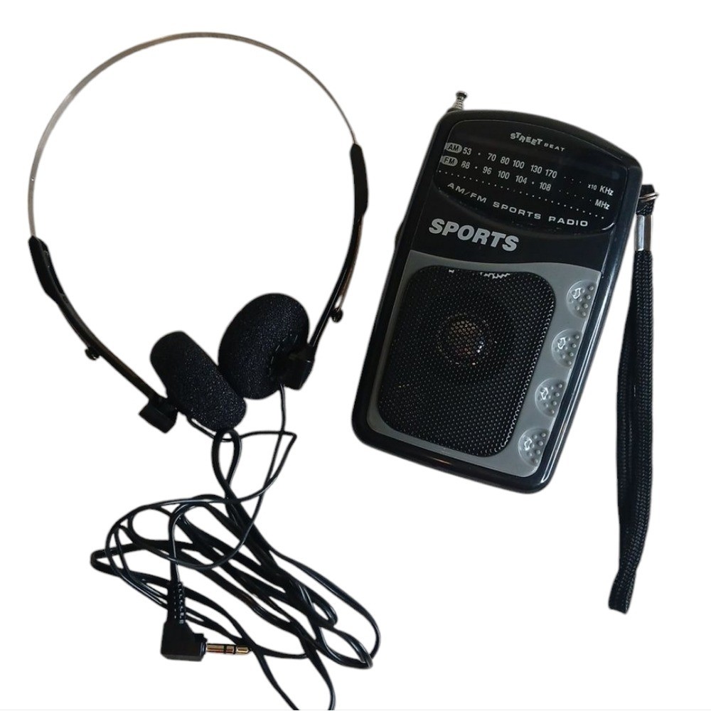 Vintage 80&rsquo;s Lenoxx Sound Sports Portable AM FM Radio-Model PR-35/WORKS