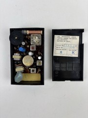 Kensington Solid State 10 Transistor AM Radio Model: 1657 Hong Kong