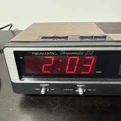 Vintage Realistic Alarm Clock Radio Chronomatic 213 1980 Digital AM/FM 12-1520