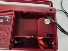 Vintage 1980s SOUNDESIGN Maroon AM FM Radio Player #2216BUR Tested – PLEASE READ