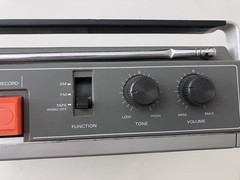 Sears Roebuck & Co, USA model 304.21201250 radio/tape Works