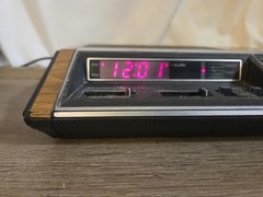 Nice Vintage GE General Electric Model 7-4870A Programmable Alarm Clock Radio