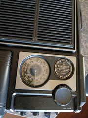 1979 Vintage Sears CRT Go Anywhere Solid State 564 TV Radio UHF VHF FM Works
