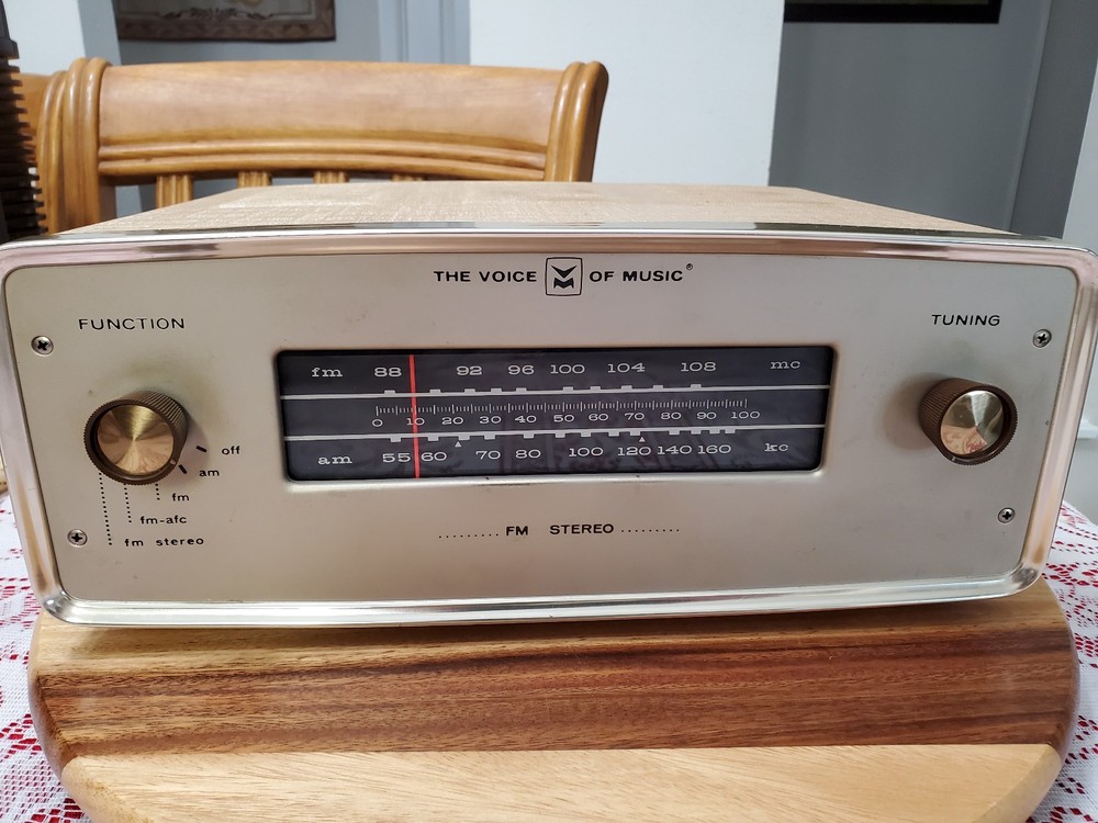 Vintage 1960&rsquo;s Voice of Music Tuner Model #1465 Powers Up but Untested / No Amp
