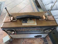 Vintage GE World Monitor P-990A 17 Transistor 5 Band Shortwave Radio Tested
