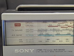 Rare vintage Sony ICF-7760W PSB/TV Sound/Air Band FM/AM Receiver
