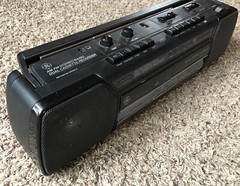Vintage GE 3-5635A Stereo Radio Cassette Player AM/FM High Speed Dubbing Boombox
