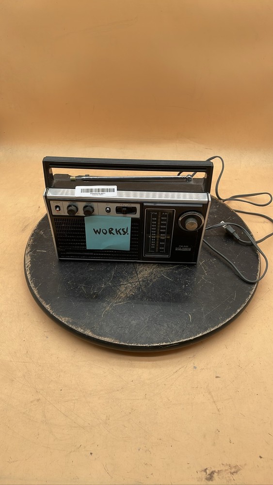 Sony TFM-7250W Vintage FM/AM 2-Band Portable Vintage Radio Receiver Unit