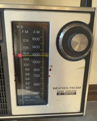 SONY 6band Super Sensitive Radio Model No TFM-7350W, Good Condition! WORKING!!
