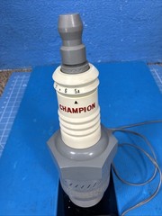 Vintage CHAMPION Advertising Spark Plug AM Transistor Radio Japan Only Buzzes