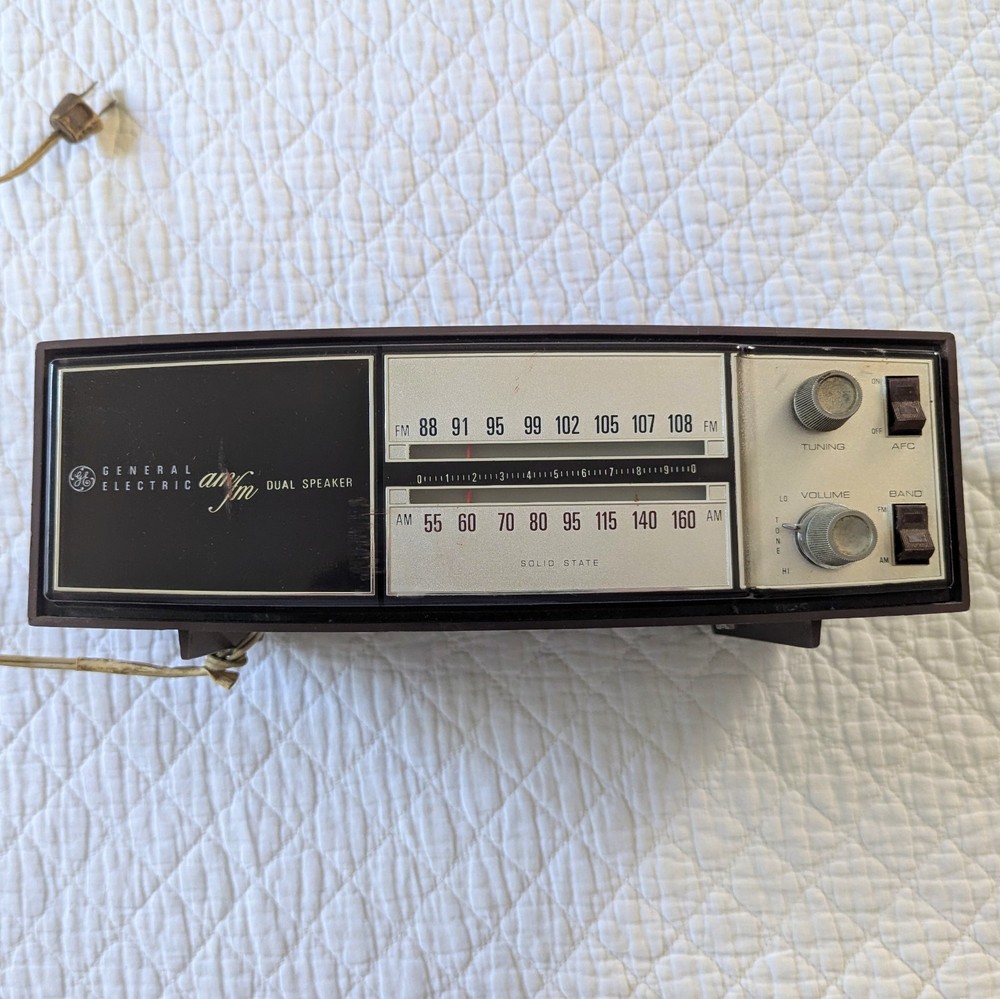 Vtg General Electric T285C Desktop Radio – AM/FM Dual Speaker Tested Working