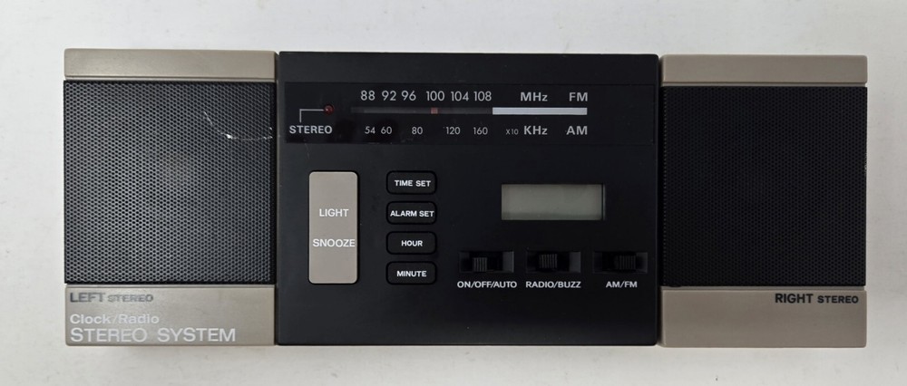 Vintage Clock Radio Stereo System US-2 w/ Built in Speakers 9.5&Prime; x 3.5&Prime; Taiwan