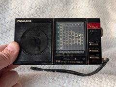 Panasonic Matsushita RF-9 FM MW SW1-7 9 Band Receiver Compact Radio + Case