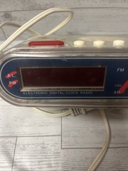VTG Gran Prix GPX Am/Fm Clock Radio Transparent Model D510 Tested Works