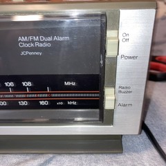 Vintage « J.C.Penney »- AM/FM Dual Alarm Clock Radio/model#680-3795