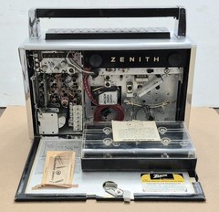 Vintage Zenith Royal 1000-D Trans-Oceanic Wavemagnet Radio FOR PARTS/REPAIR