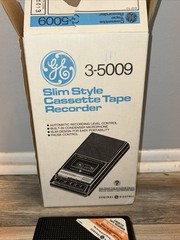 GE General Electric AC/DC Slim Style Cassette Tape Recorder 3-5009