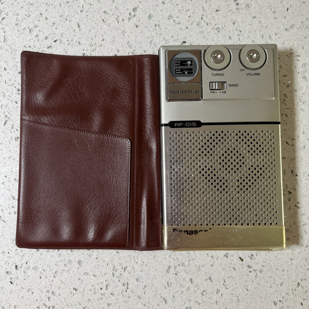 Vintage Panasonic RF-015 FM/AM Pocket Radio WORKS Mr Thin 1/2&Prime; x 3&Prime; x 5&Prime;