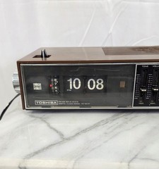 Vintage 70s 80s Toshiba RC-807F FM/AM Solid State Digital Clock Radio Japan made