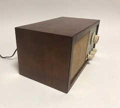 KLH Model 21 Radio
