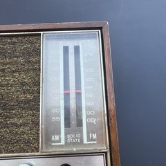 Vintage General Electric dual speaker odel T2250-H Tested Missing Knob